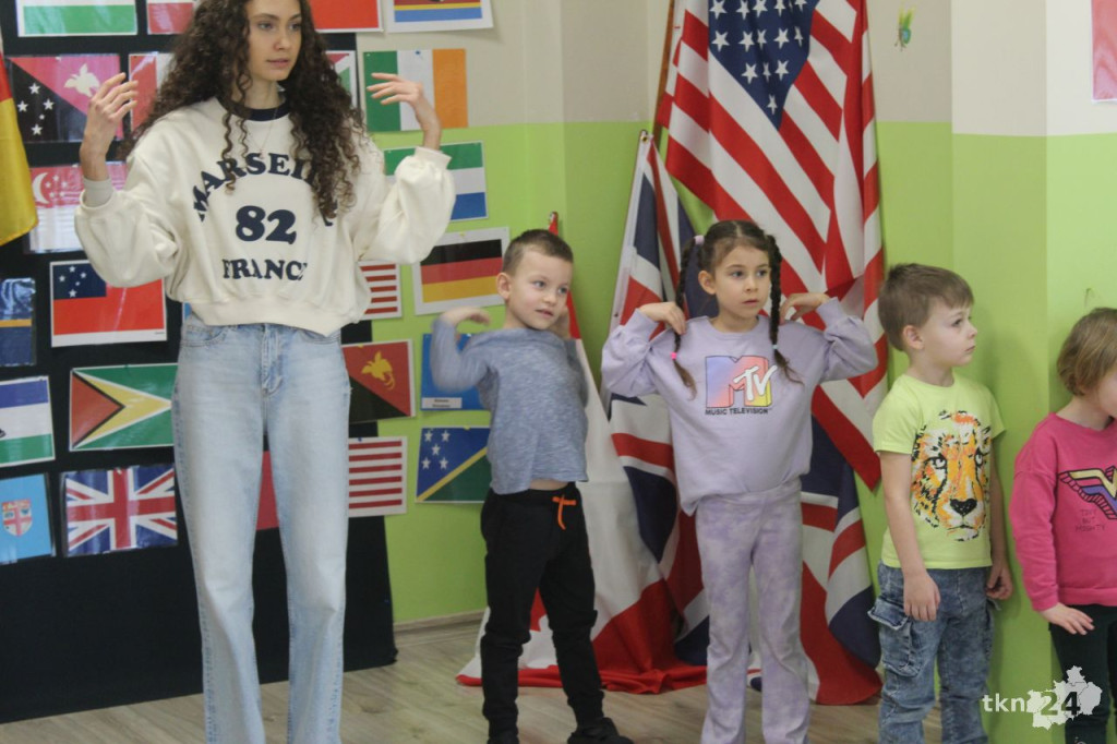Przedszkolaki mówiły w trzech językach obcych! Niezwykłe zajęcia `Na Leśnej` [zdjęcia, wideo]