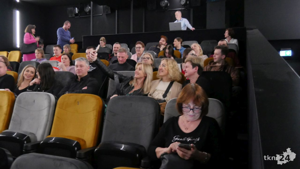 PEGAZ pofrunął! Kino powróciło do Końskich [wideo, zdjęcia]