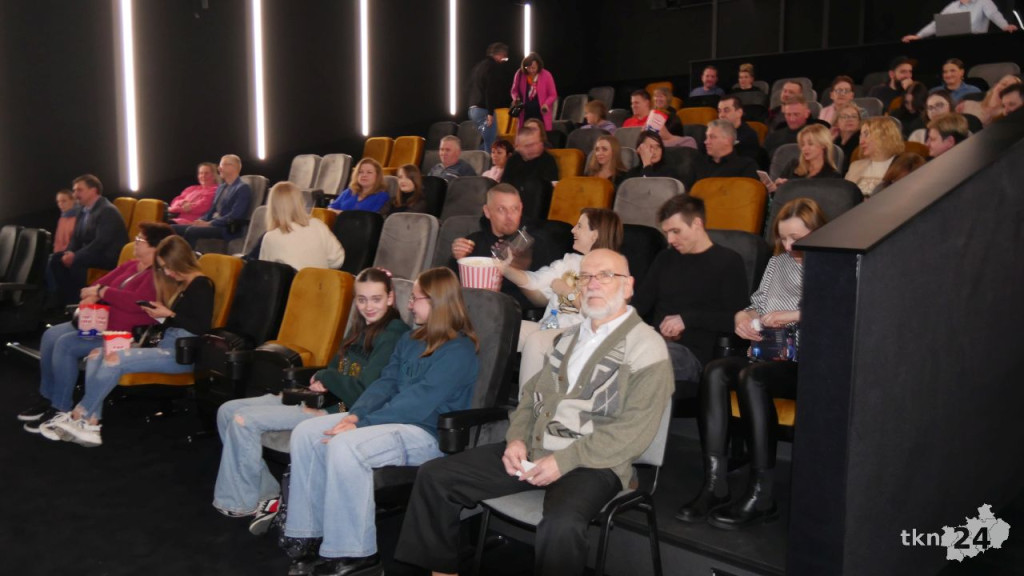 PEGAZ pofrunął! Kino powróciło do Końskich [wideo, zdjęcia]