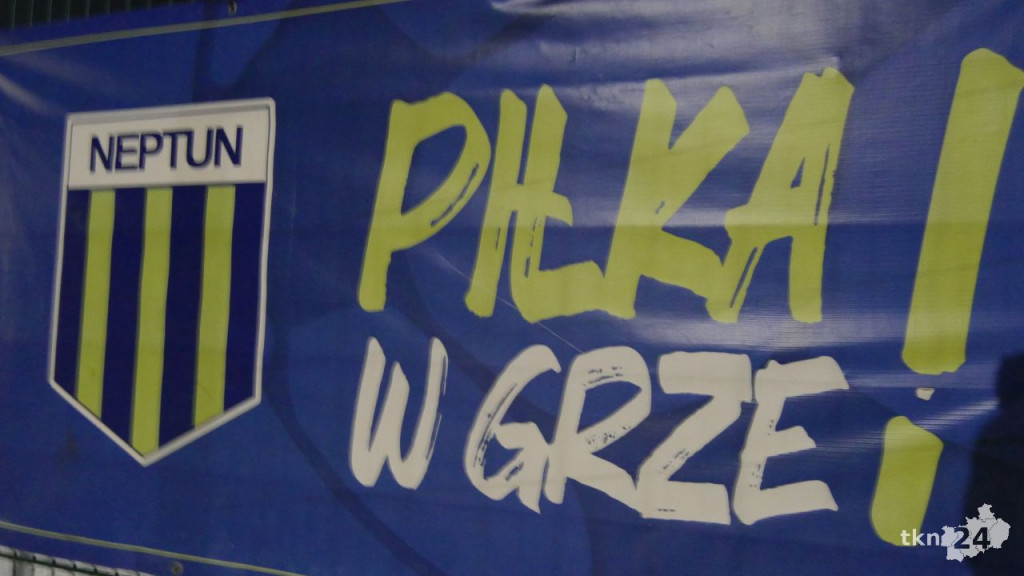 Ciekawy mecz i cztery gole w przedostatnim sparingu Neptuna [zdjęcia]