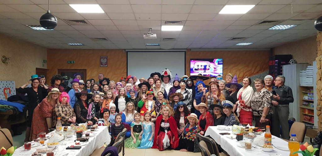 Integracyjny bal przebierańców w Radoszycach [zdjęcia]