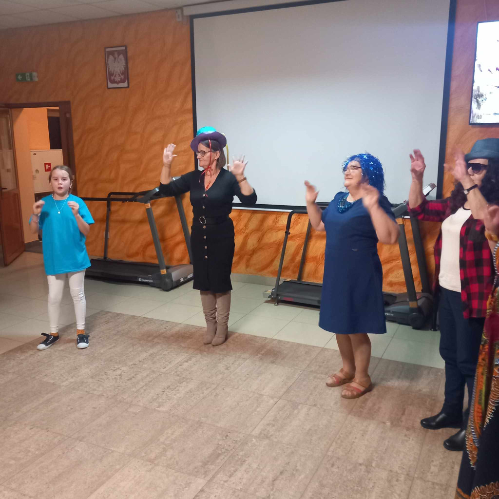 Integracyjny bal przebierańców w Radoszycach [zdjęcia]