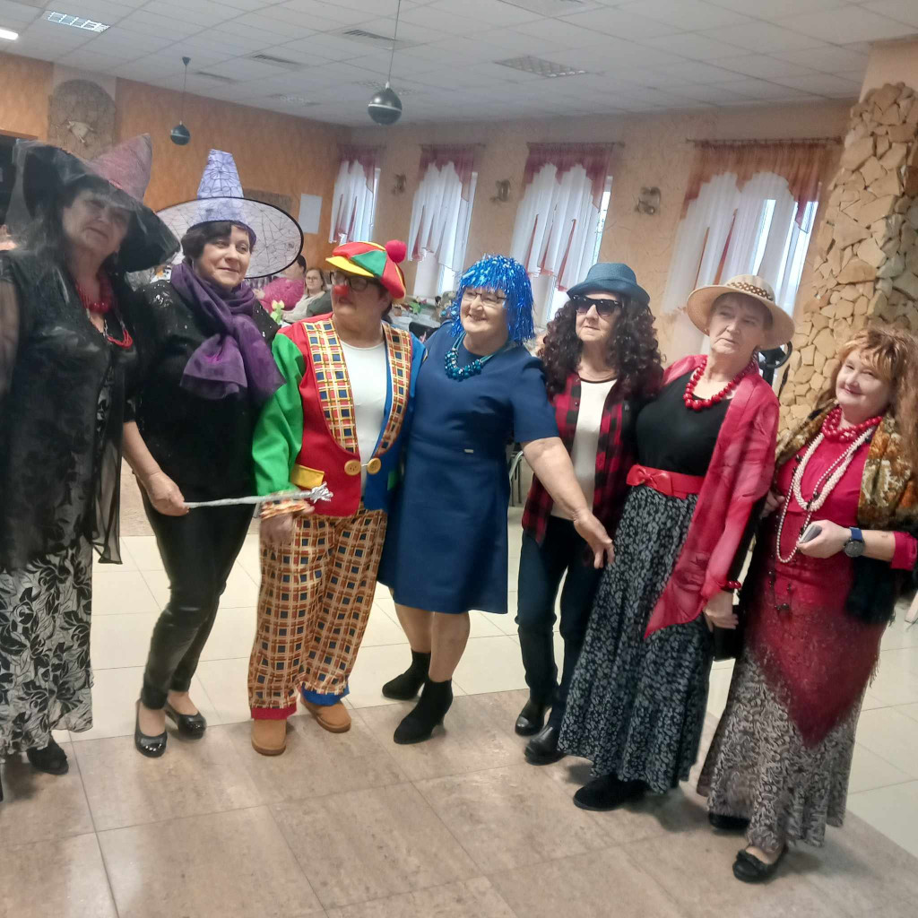 Integracyjny bal przebierańców w Radoszycach [zdjęcia]