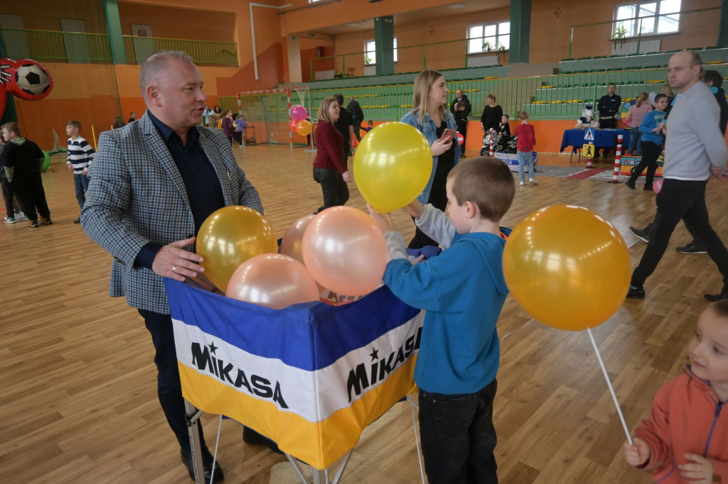 Mnóstwo aktywności, uśmiechu i nagród na ferie w Radoszycach [wideo, zdjęcia]