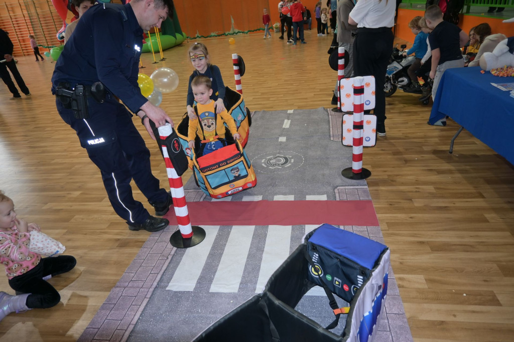 Mnóstwo aktywności, uśmiechu i nagród na ferie w Radoszycach [wideo, zdjęcia]