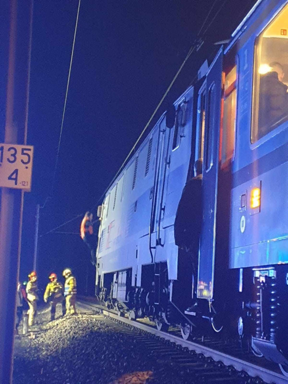 150 pasażerów pociągu ewakuowanych w gminie Słupia Konecka