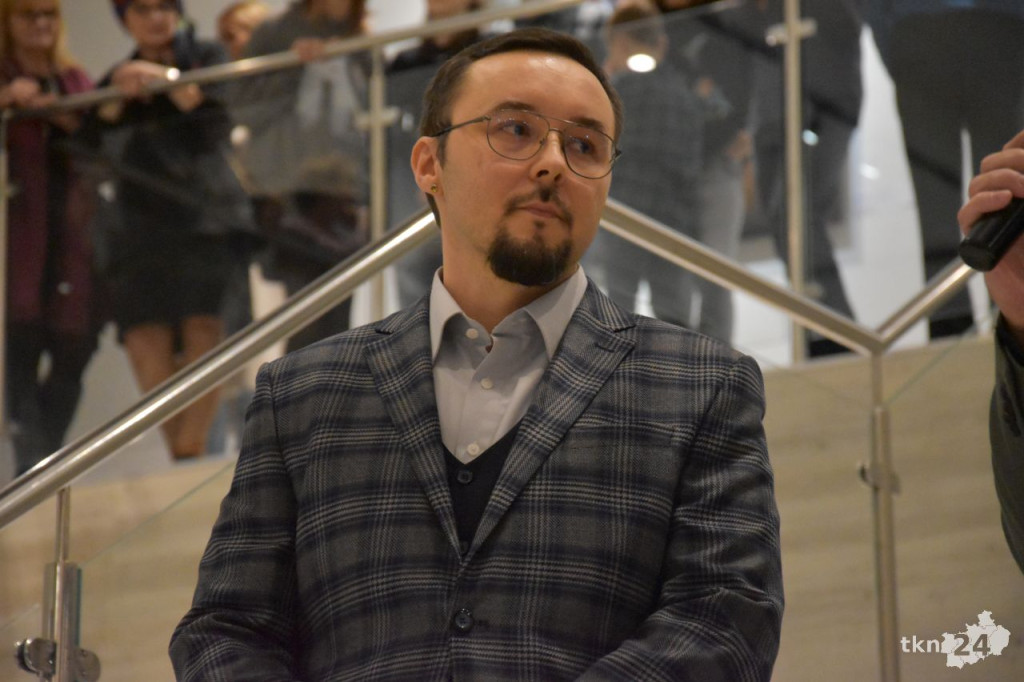 Wernisaż wystawy Łukasza Milaka-Kalinowskiego w KCK-u na otwarcie Galerii na Piętrze [wideo, zdjęcia]