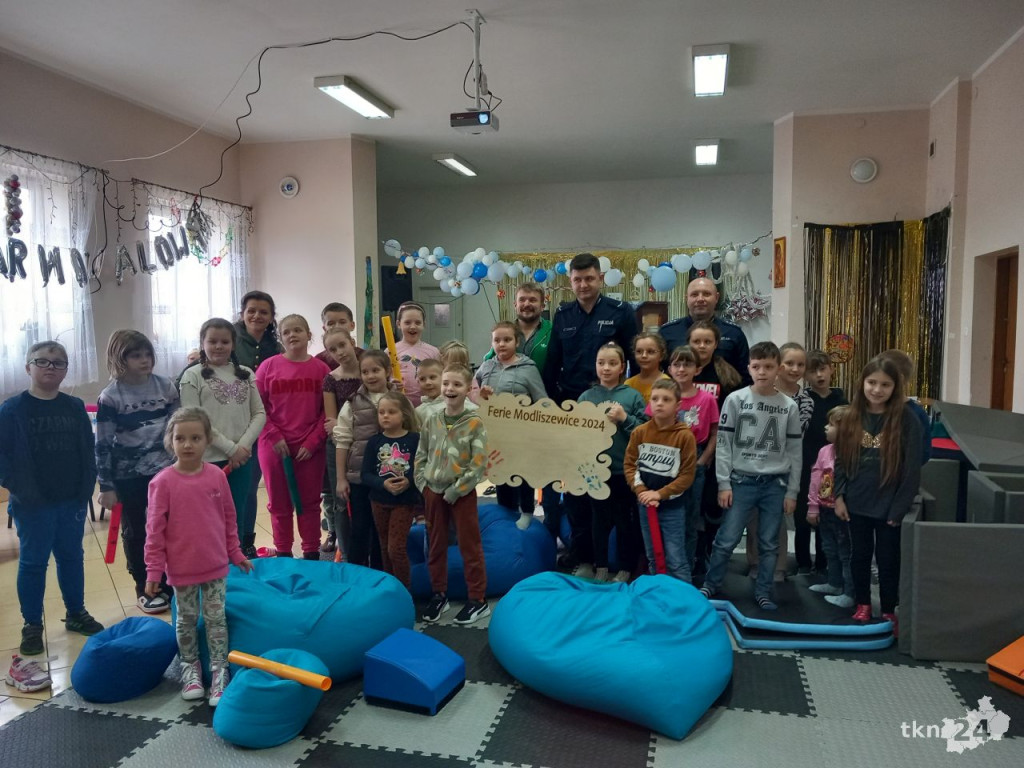 Moc atrakcji na ferie w doposażonej świetlicy w Modliszewicach [wideo, zdjęcia]