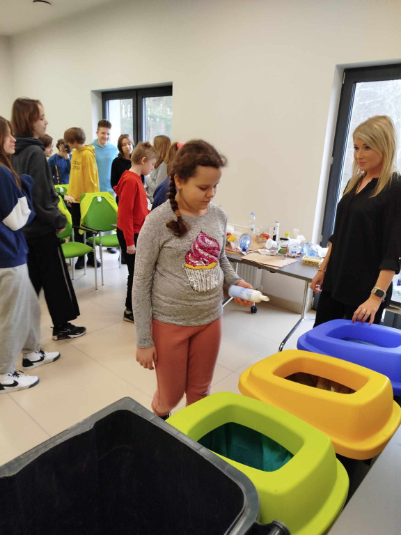 Ekologiczne lekcje w Zakładzie Zagospodarowania Odpadów [zdjęcia]