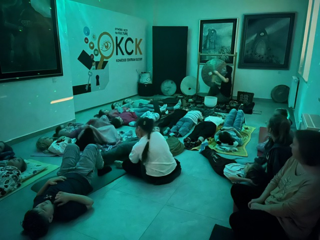 Koncert muzyki relaksacyjnej z nietypowymi instrumentami [wideo, zdjęcia]
