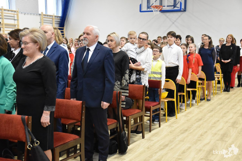 Szkoła Podstawowa w Wilczkowicach otrzymała nową salę gimnastyczną [wideo, zdjęcia]