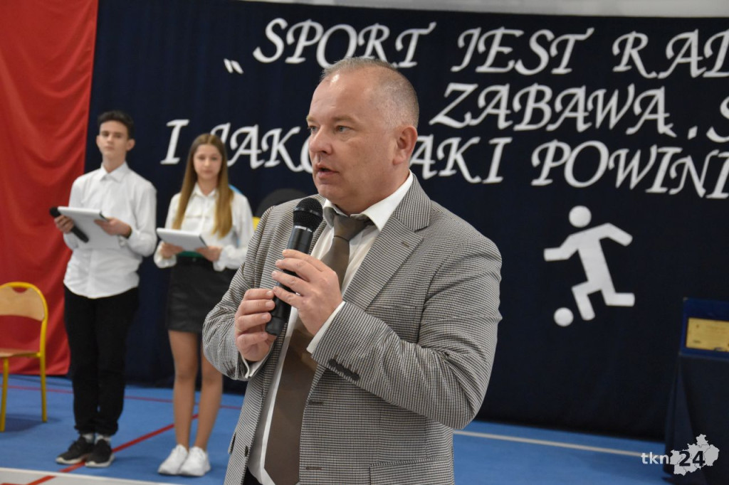 Szkoła Podstawowa w Wilczkowicach otrzymała nową salę gimnastyczną [wideo, zdjęcia]