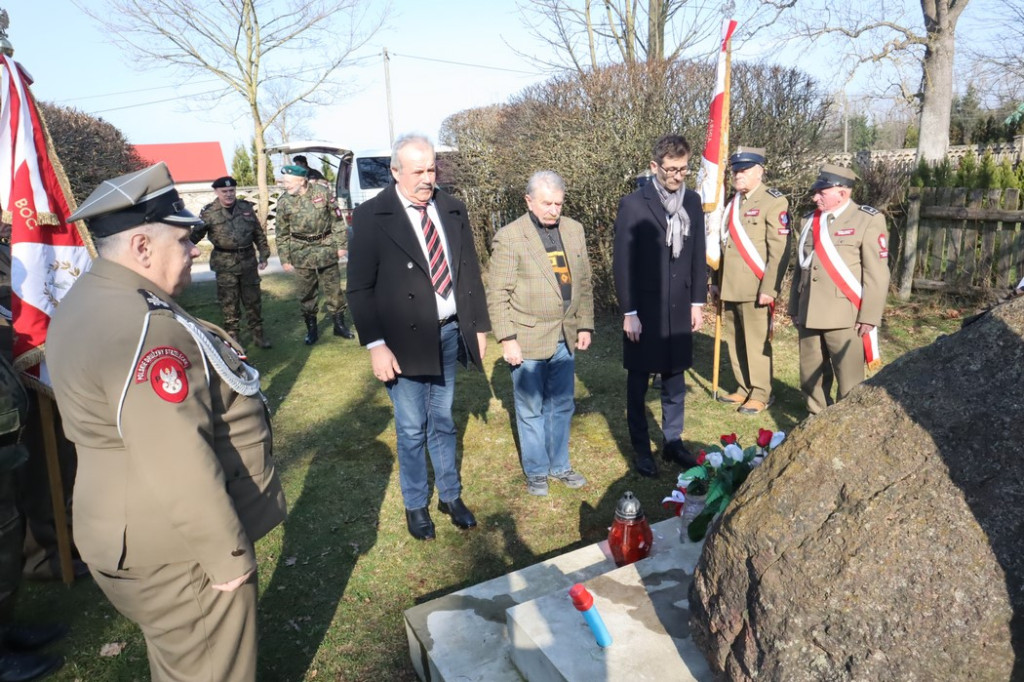 Władze powiatu upamiętniły żołnierzy Podziemia [zdjęcia]