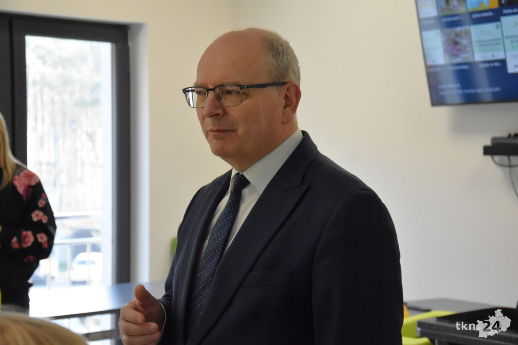 Ekologiczna lekcja dla uczniów w Przedsiębiorstwie Gospodarki Komunalnej w Końskich [wideo, zdjęcia]