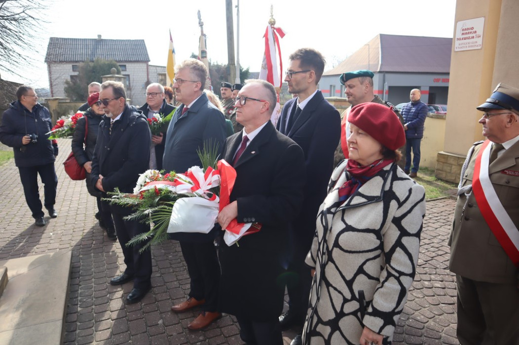 Władze powiatu upamiętniły żołnierzy Podziemia [zdjęcia]