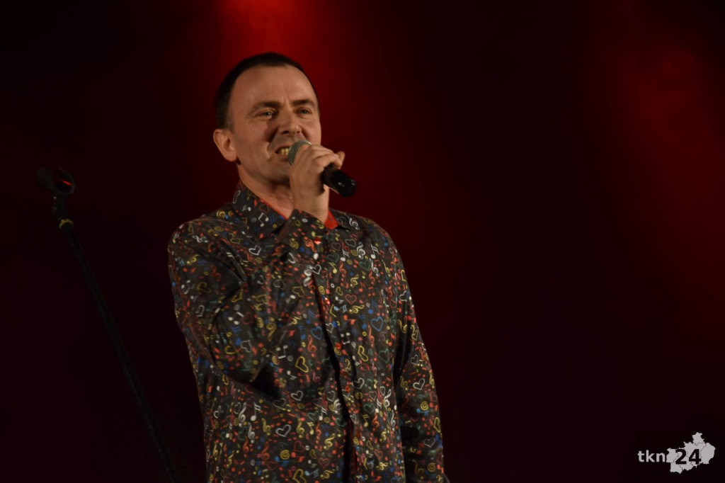 Dzień Kobiet 2024 w Gowarczowie. Wystąpił Bartek Wrona [wideo, zdjęcia]