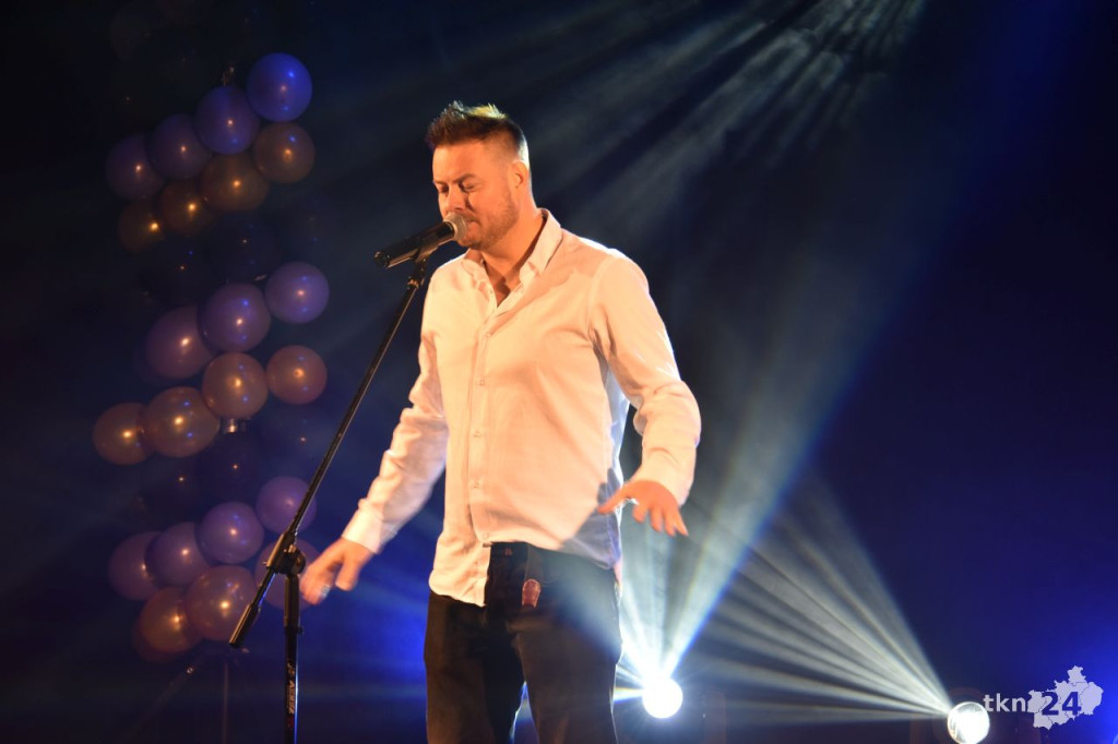 Dzień Kobiet 2024 w Gowarczowie. Wystąpił Bartek Wrona [wideo, zdjęcia]