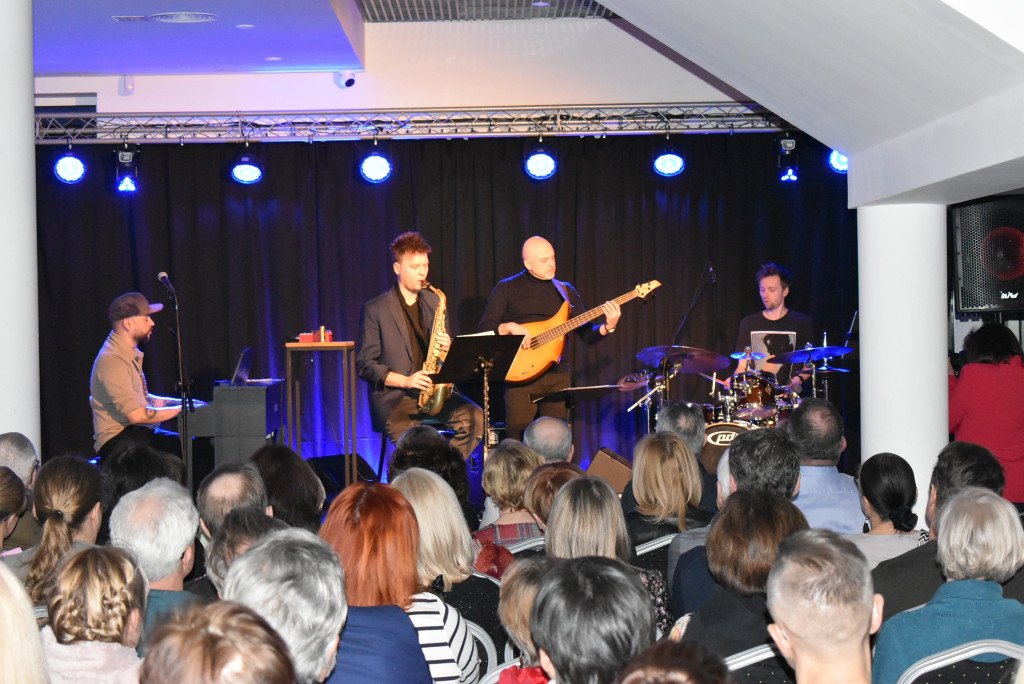 Jazz na Dzień Kobiet. W Końskich koncert dał Alex Correa [zdjęcia]