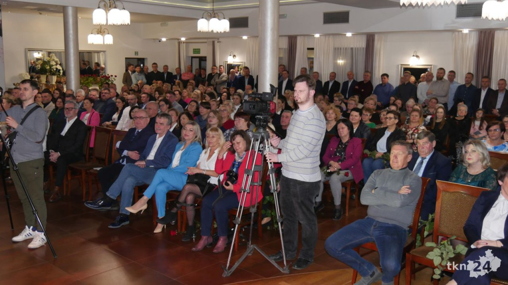 Konwencja Samorządnych i Ziemi Koneckiej. To był wielki samorządowy wiec! [wideo, zdjęcia]