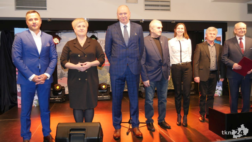 Konwencja Samorządnych i Ziemi Koneckiej. To był wielki samorządowy wiec! [wideo, zdjęcia]
