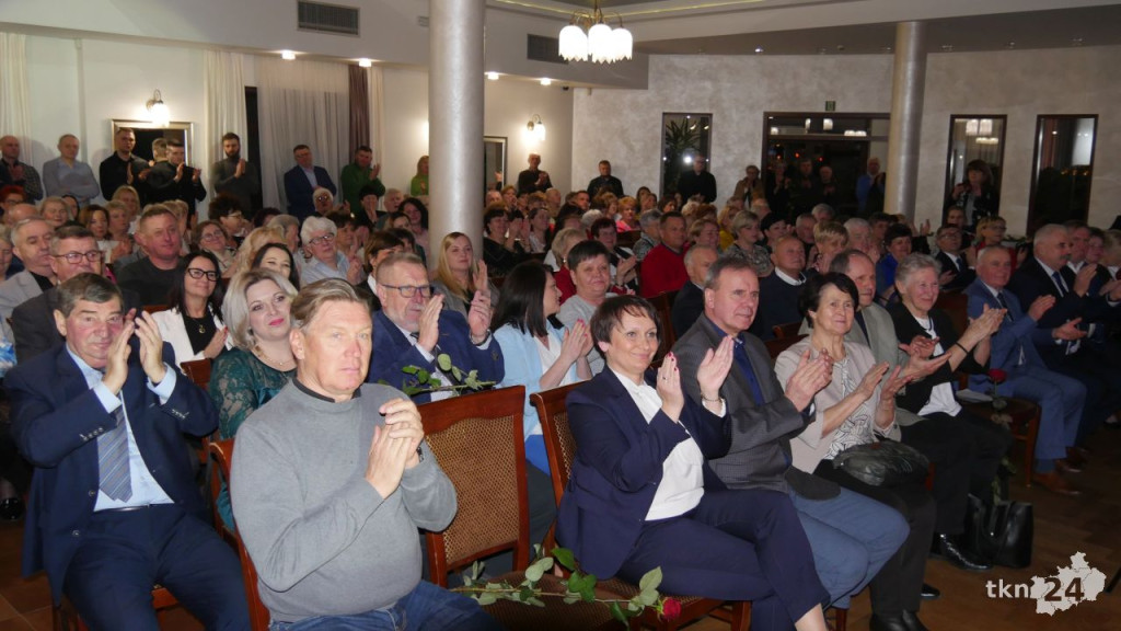 Konwencja Samorządnych i Ziemi Koneckiej. To był wielki samorządowy wiec! [wideo, zdjęcia]