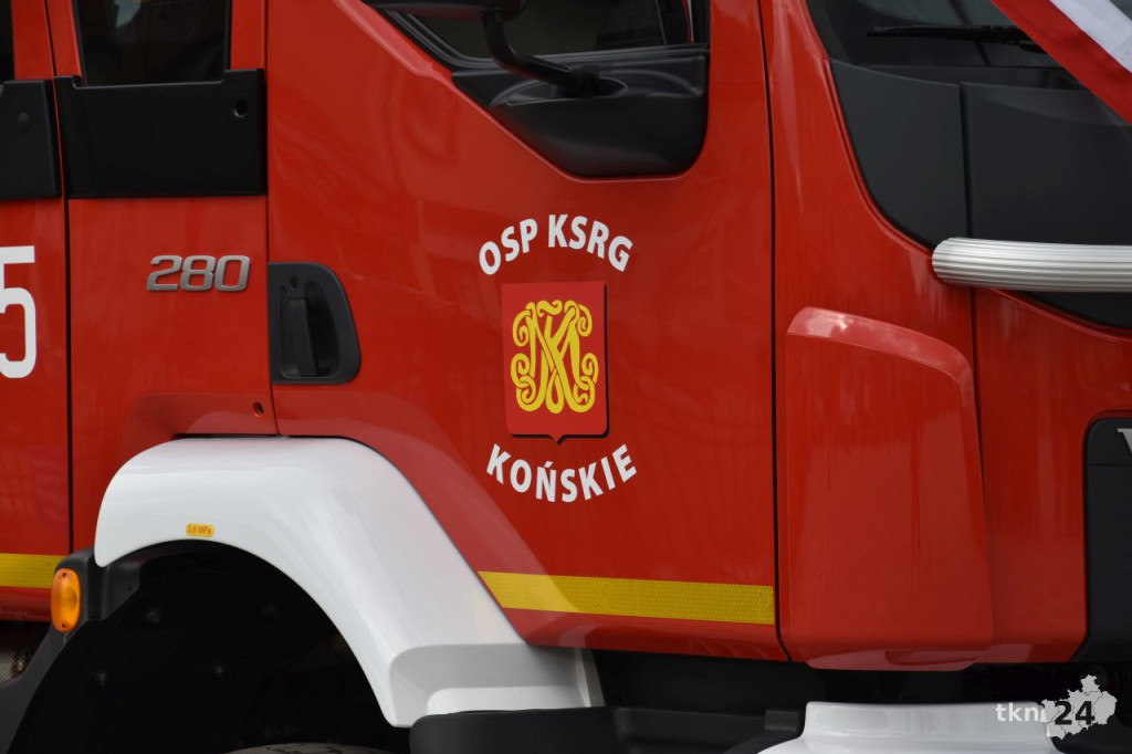 Uroczyste przekazanie wozu strażackiego dla OSP Końskie [wideo, zdjęcia]