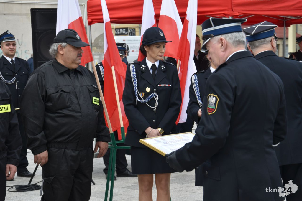Uroczyste przekazanie wozu strażackiego dla OSP Końskie [wideo, zdjęcia]