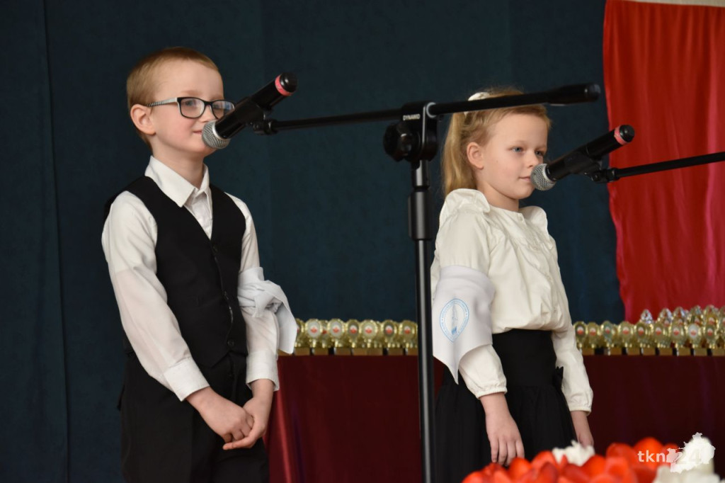 XIX Konkurs Pieśni i Poezji Patriotycznej w Gowarczowie [wideo, zdjęcia]