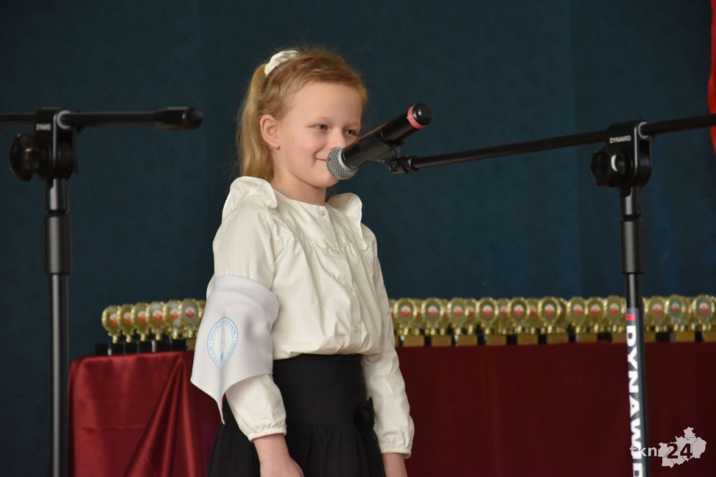 XIX Konkurs Pieśni i Poezji Patriotycznej w Gowarczowie [wideo, zdjęcia]