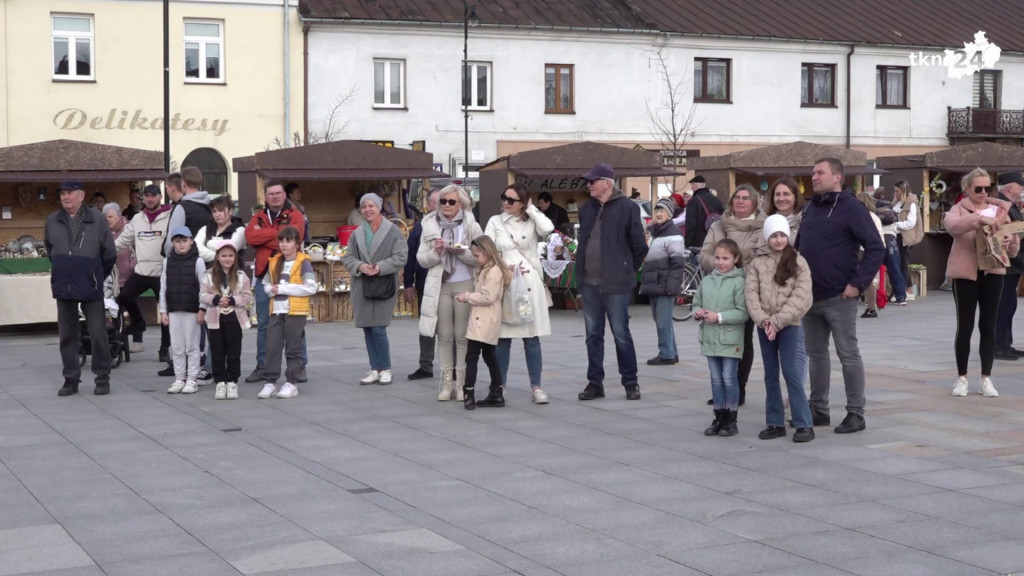 Sobota na jarmarku z koncertem grupy TO ON. Posłuchajcie fragmentów [wideo, zdjęcia]