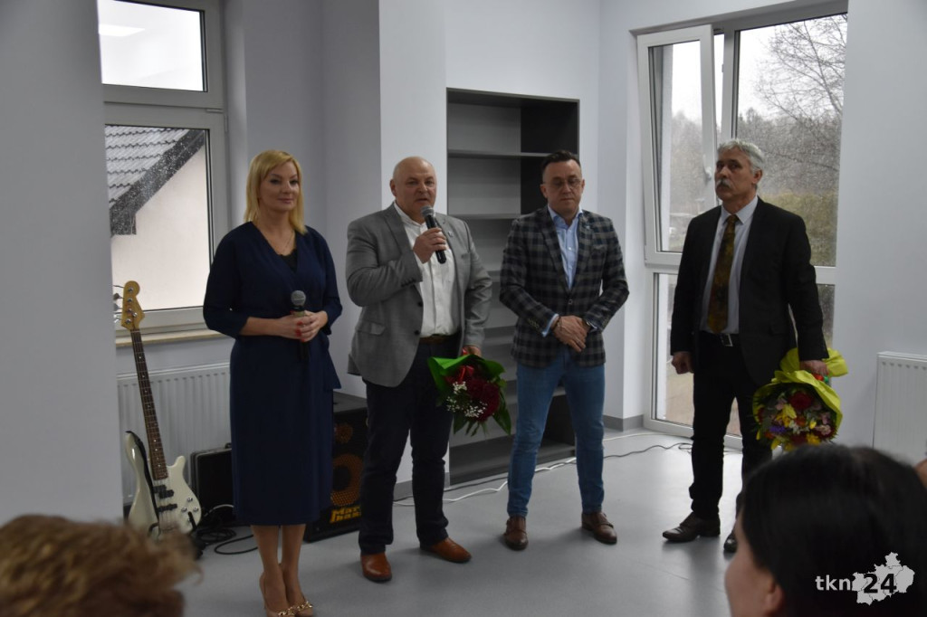 Niekłań Mały zyskał remizę wraz z centrum rekreacyjnym [wideo, zdjęcia]