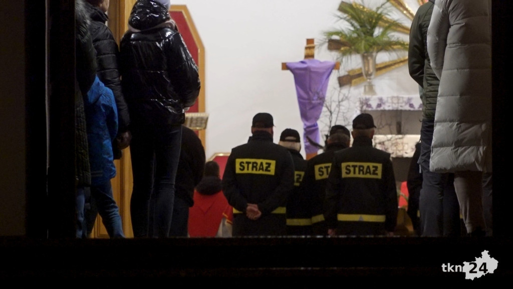 Droga krzyżowa ulicami Końskich [wideo, zdjęcia]