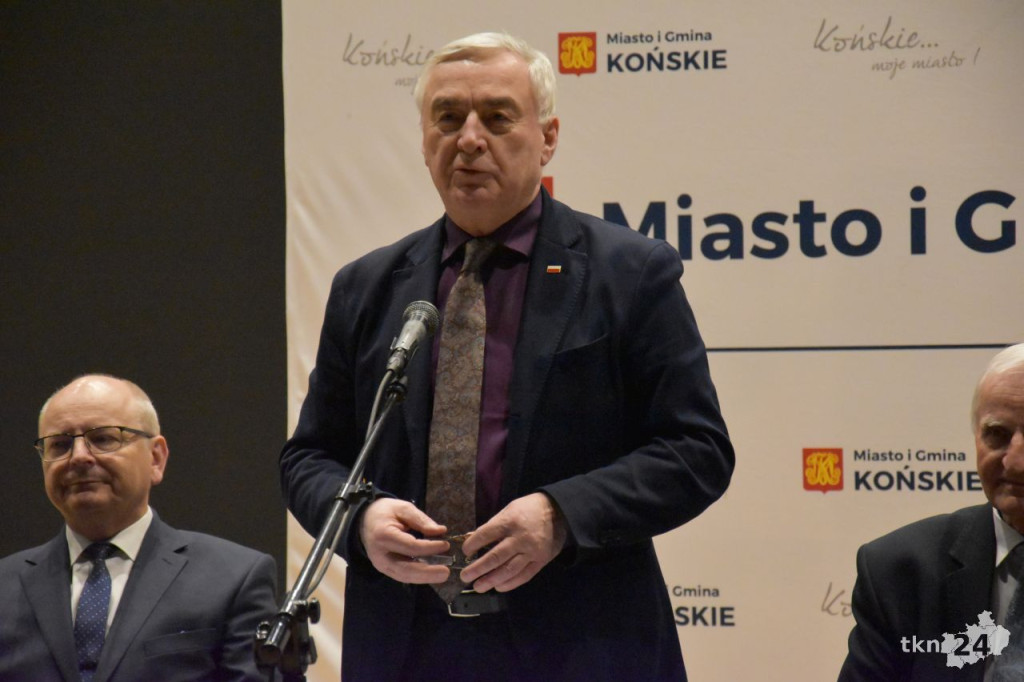 Pieniądze na gospodarkę wodną. W Końskich podpisano umowy [wideo, zdjęcia]