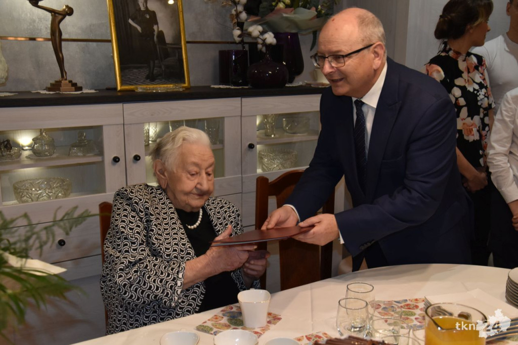 Pani Władysława z Końskich skończyła 100 lat [wideo, zdjęcia]