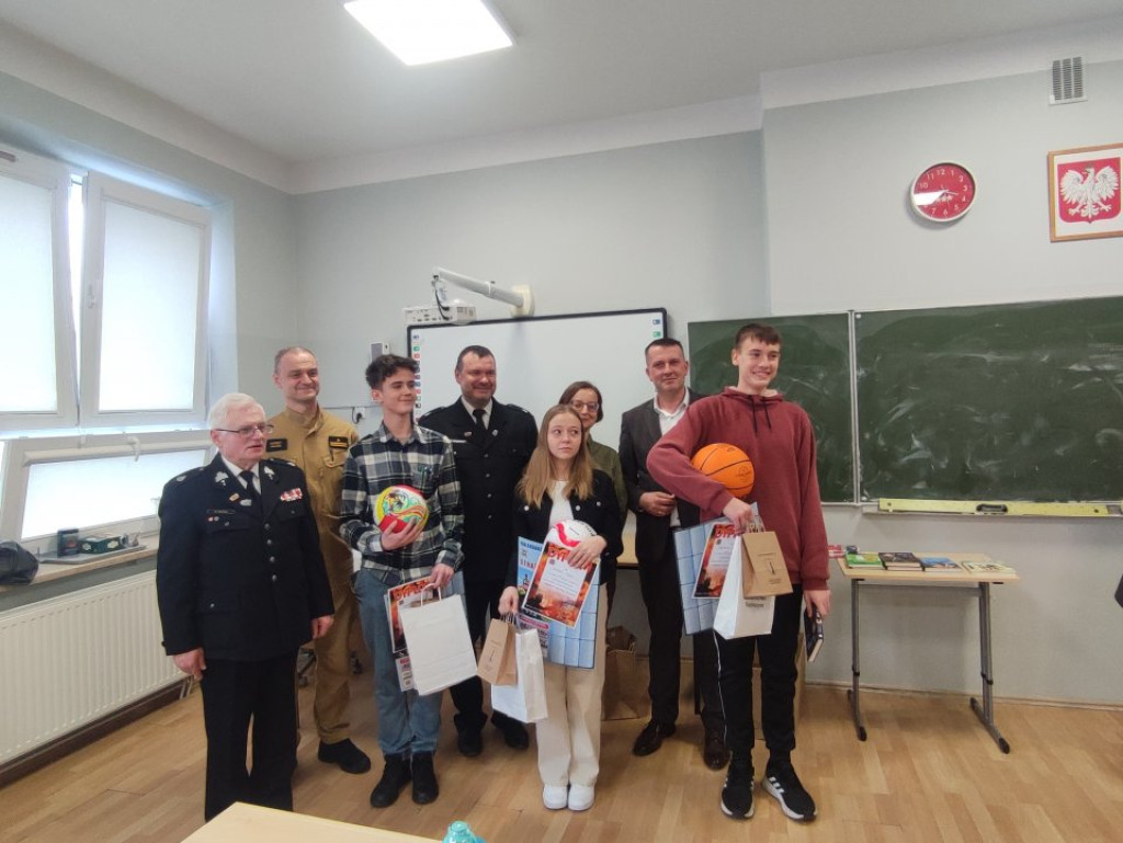 Rywalizowali w gminnych eliminacjach do Ogólnopolskiego Turnieju Wiedzy Pożarniczej [zdjęcia]