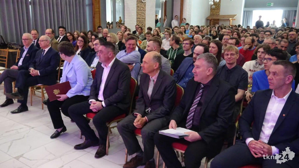 Finał matematycznej olimpiady z wizytą ministry Lubnauer w Sielpi [wideo, zdjęcia]