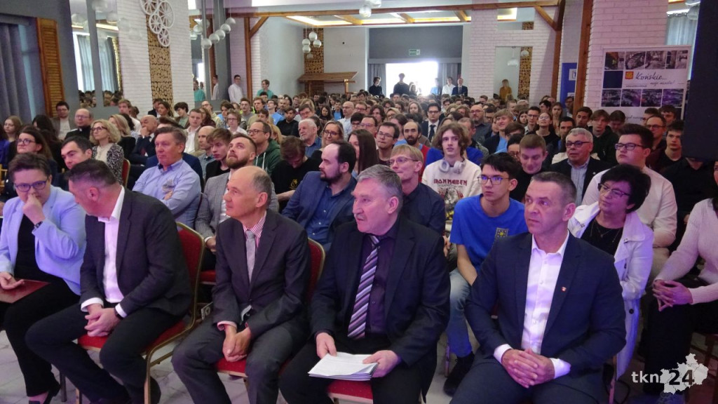 Finał matematycznej olimpiady z wizytą ministry Lubnauer w Sielpi [wideo, zdjęcia]