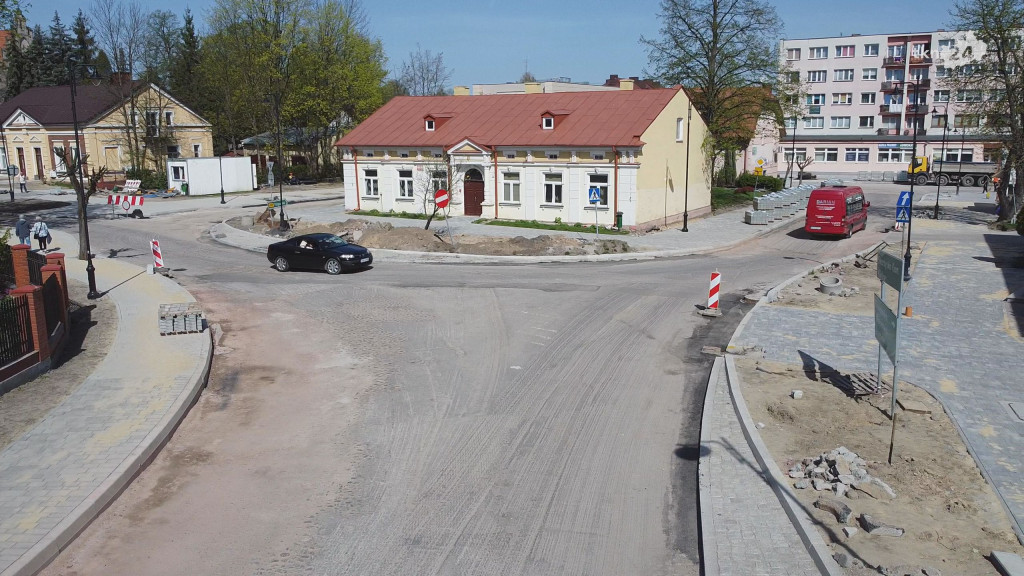 W najbliższe dni drogi w centrum Końskich będą zamknięte [wideo, zdjęcia]