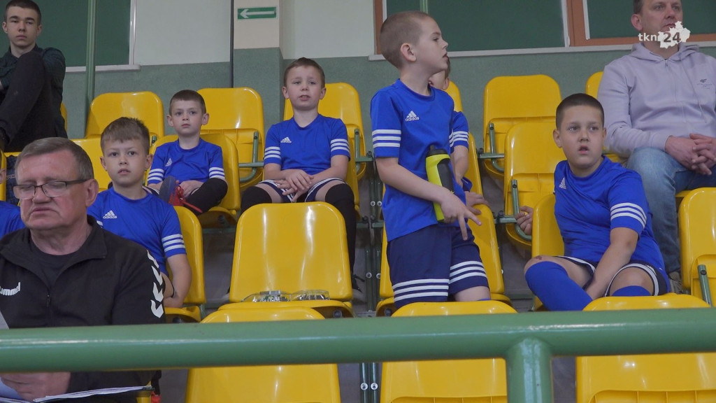 Z podwórka na stadion! O Puchar Tymbarku! [wideo, zdjęcia]