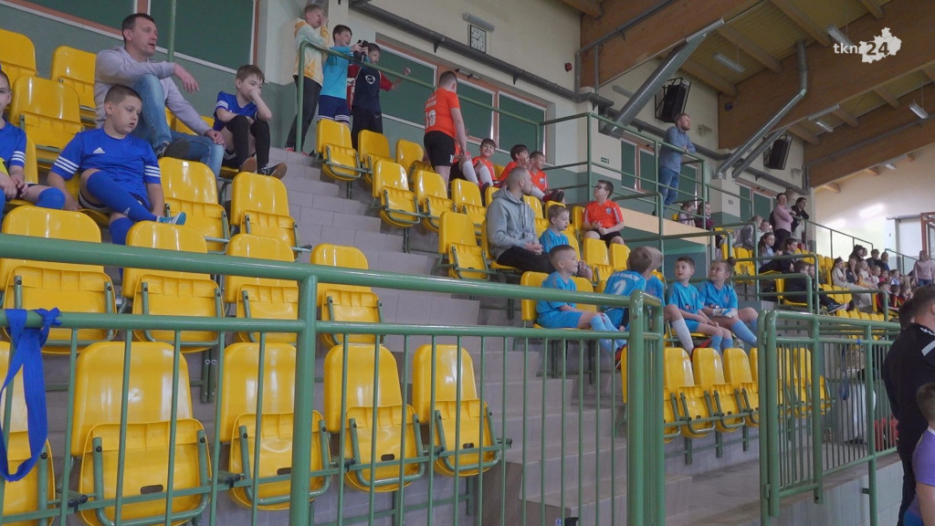 Z podwórka na stadion! O Puchar Tymbarku! [wideo, zdjęcia]