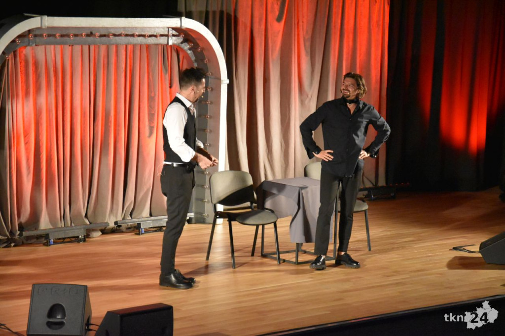 Kabaret Paranienormalni wystąpił w Końskich [wideo, zdjęcia]