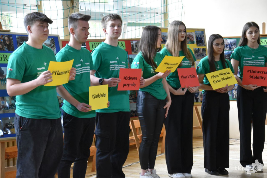 Młodzież ze Stąporkowa podsumowała projekt w Hiszpanii w ramach programu Erasmus+ [wideo, zdjęcia]
