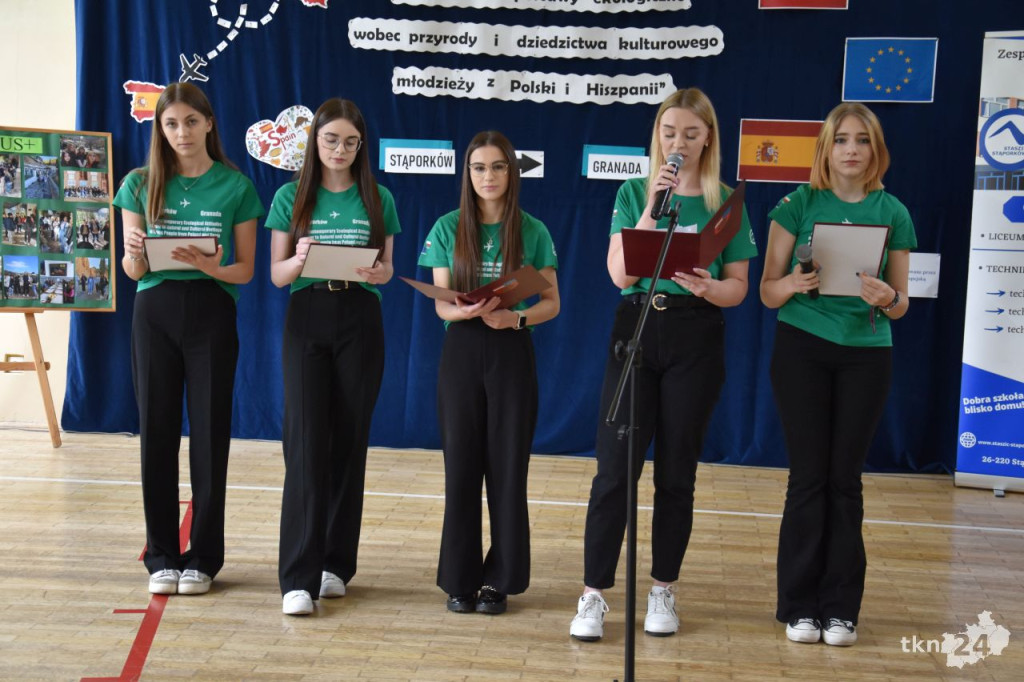 Młodzież ze Stąporkowa podsumowała projekt w Hiszpanii w ramach programu Erasmus+ [wideo, zdjęcia]