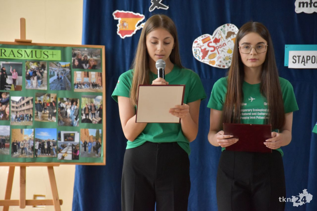 Młodzież ze Stąporkowa podsumowała projekt w Hiszpanii w ramach programu Erasmus+ [wideo, zdjęcia]