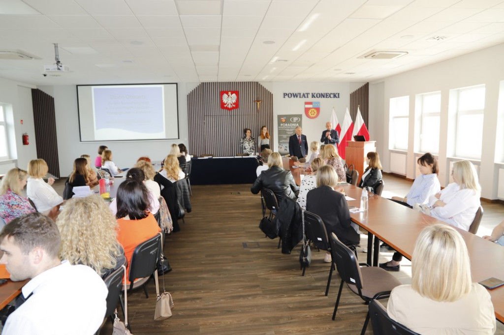 Rozmawiali o kształceniu uczniów ze specjalnymi potrzebami edukacyjnymi [zdjęcia]