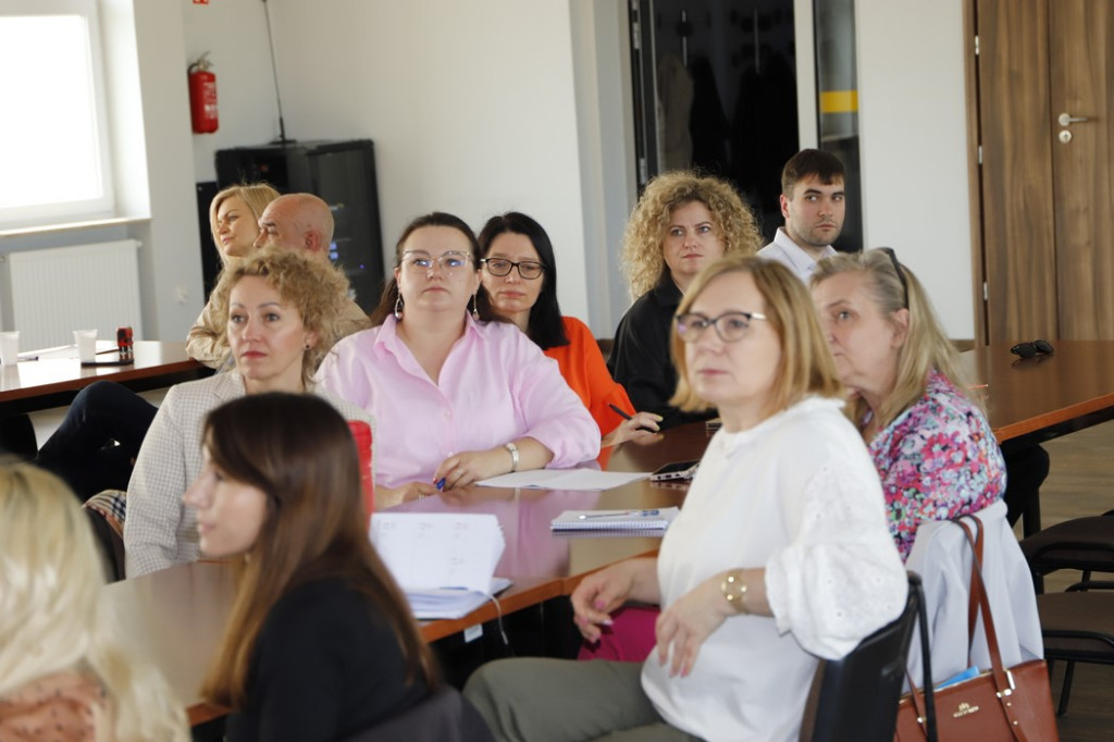 Rozmawiali o kształceniu uczniów ze specjalnymi potrzebami edukacyjnymi [zdjęcia]