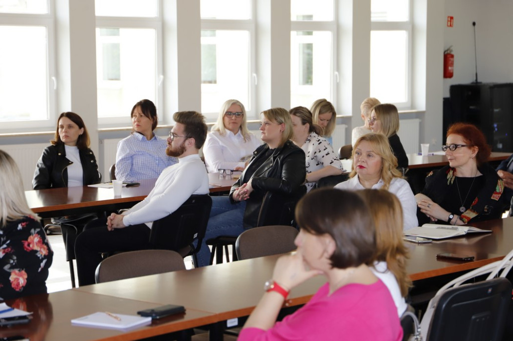 Rozmawiali o kształceniu uczniów ze specjalnymi potrzebami edukacyjnymi [zdjęcia]