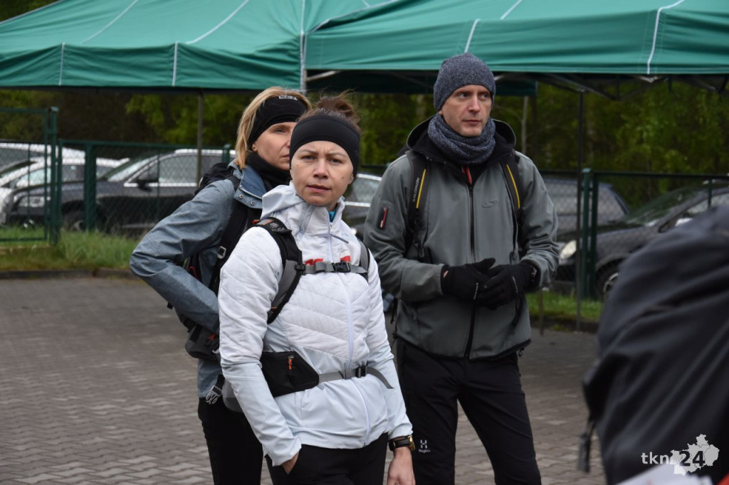 Około 200 uczestników wzięło udział w IV Piekielnym Maratonie Pieszym [wideo, zdjęcia]