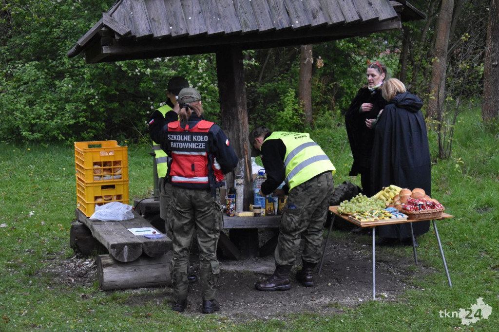 Około 200 uczestników wzięło udział w IV Piekielnym Maratonie Pieszym [wideo, zdjęcia]