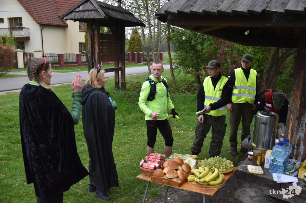 Około 200 uczestników wzięło udział w IV Piekielnym Maratonie Pieszym [wideo, zdjęcia]